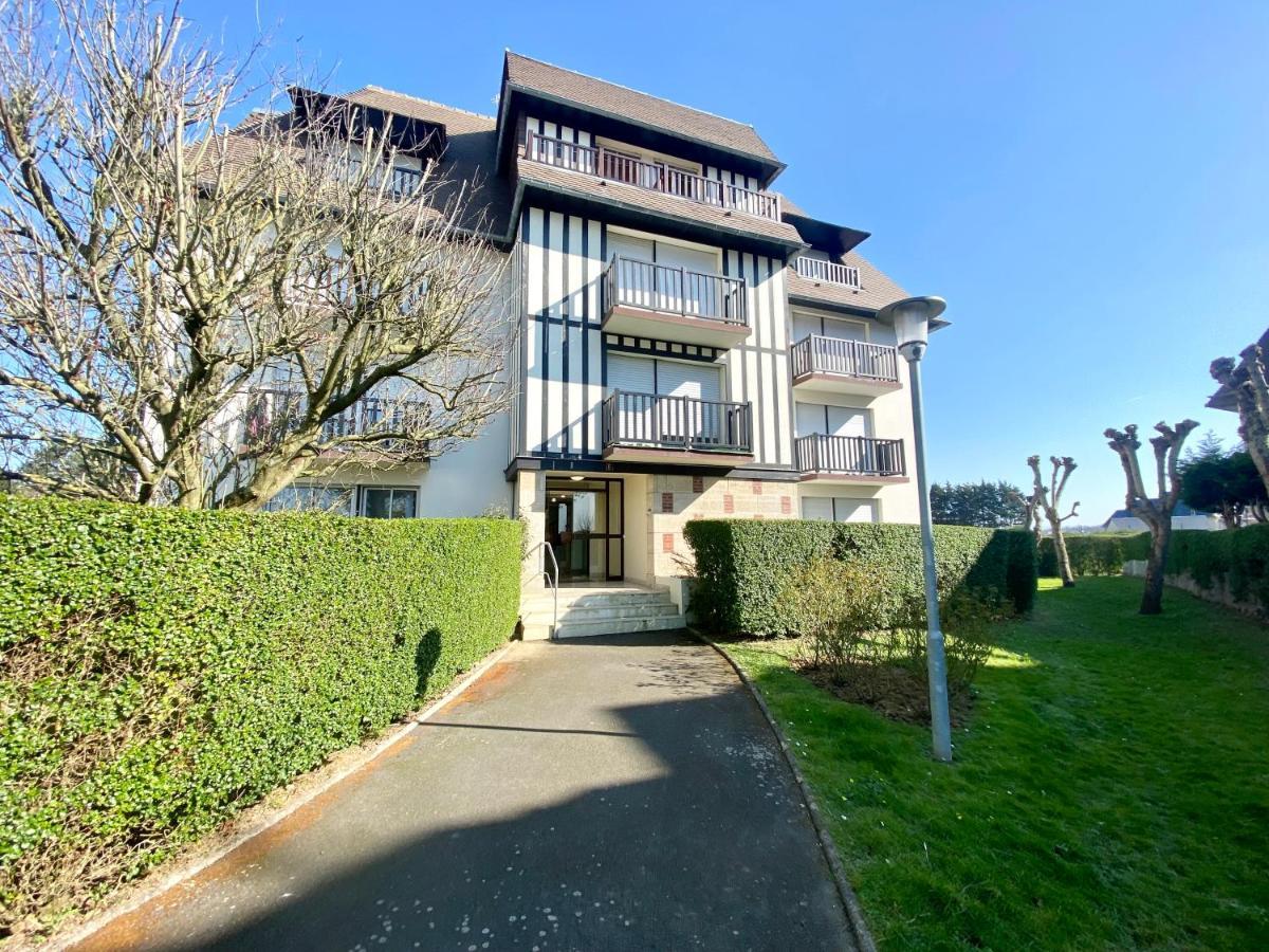 Superbe Appartement Avec Jardin Ensoleille Blonville-sur-Mer Eksteriør bilde