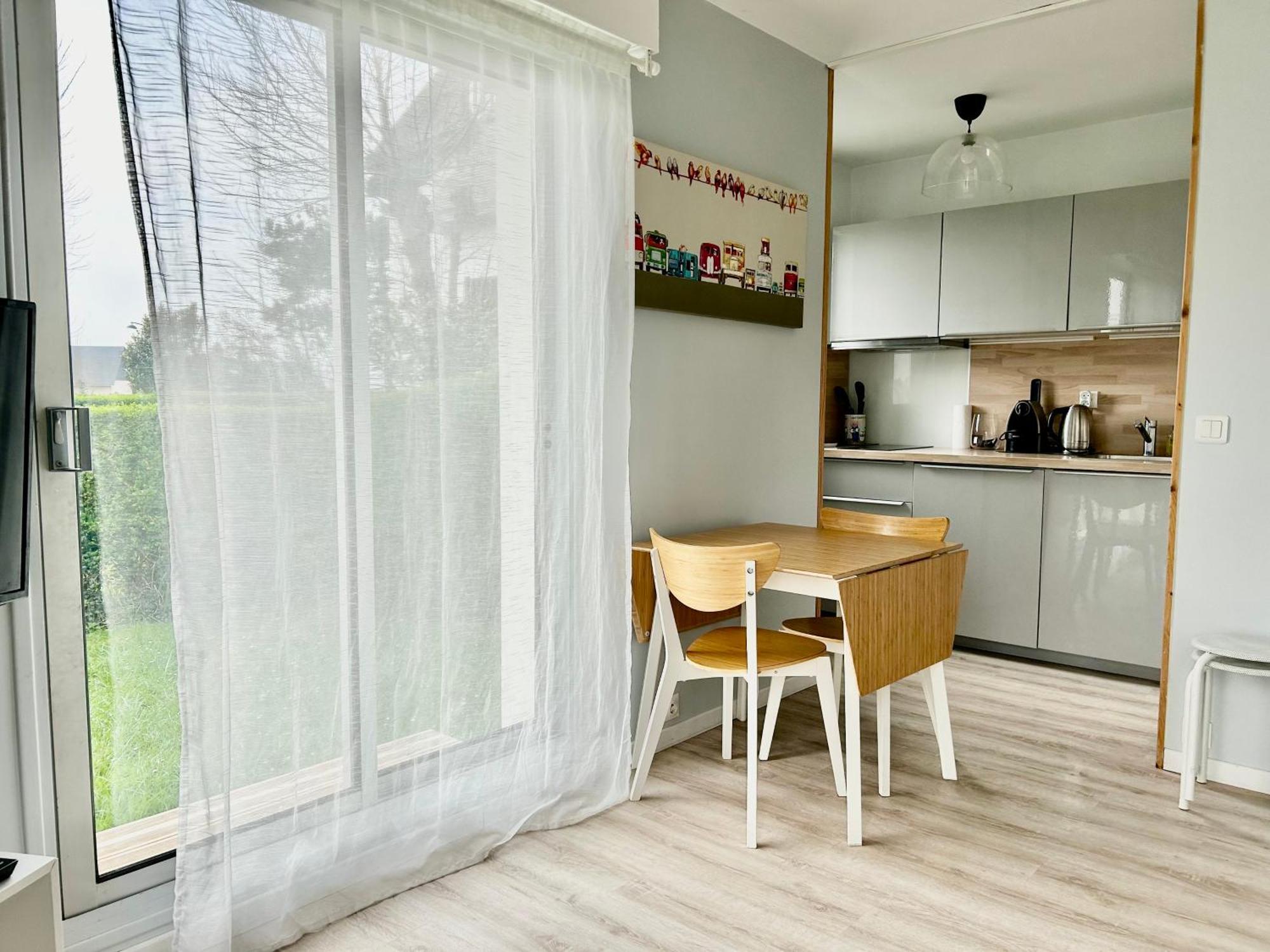 Superbe Appartement Avec Jardin Ensoleille Blonville-sur-Mer Eksteriør bilde
